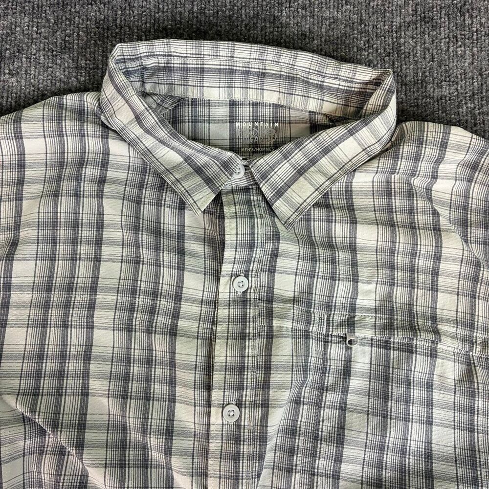 Mountain Hardwear Men’s XXL Gray Plaid Short Sleeve Button Up Shirt